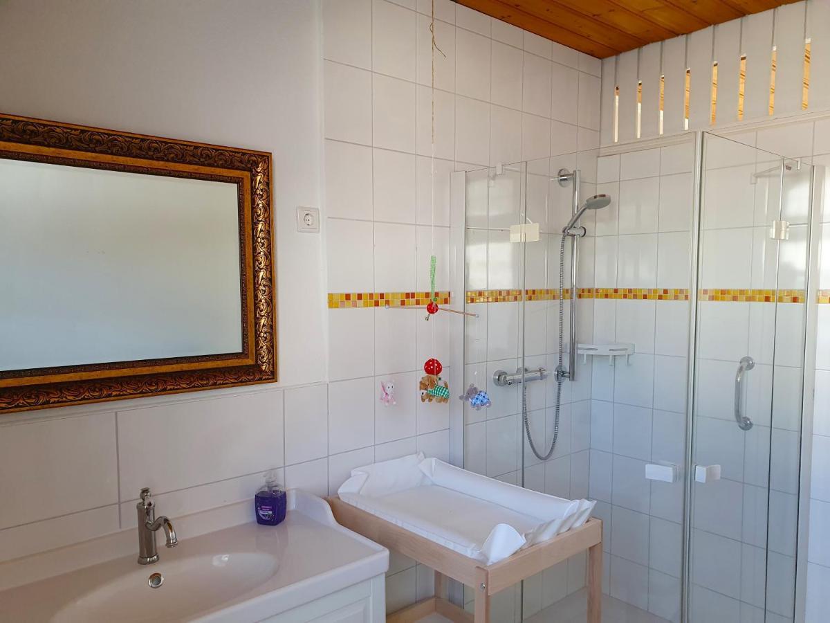 Ferienhaus Grimme - 350M2, 18 Betten - Mit Indoorspielplatz, Pool, Grosser Terrasse, Grill, Sauna, Kicker, Dart, Uvm - Ideal Fuer Familien Schmallenberg Eksteriør billede