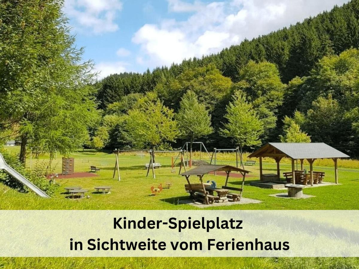 Ferienhaus Grimme - 350M2, 18 Betten - Mit Indoorspielplatz, Pool, Grosser Terrasse, Grill, Sauna, Kicker, Dart, Uvm - Ideal Fuer Familien Schmallenberg Eksteriør billede